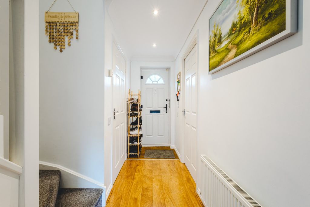 Property photo 2 of 14 5151662