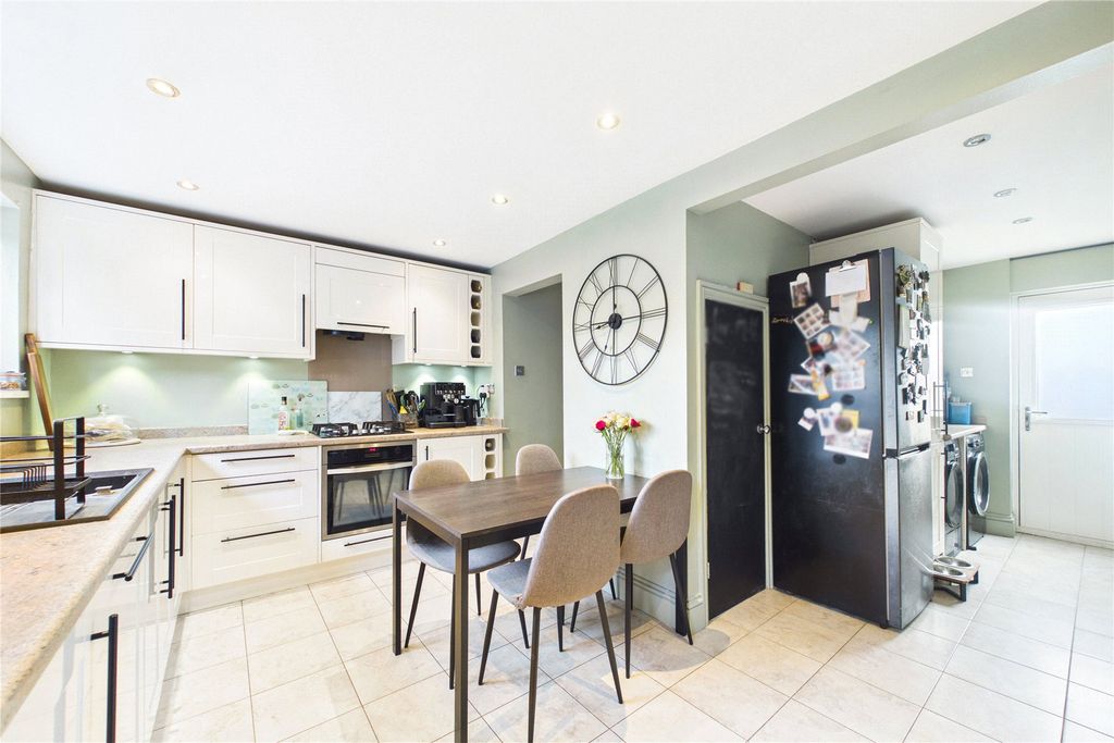 Property photo 3 of 12 Picture No. 19