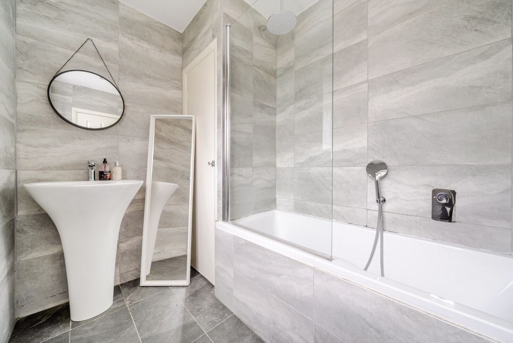 Additional image 10 of 4 bed detached house for saleEllesmere Road, Weybridge KT13