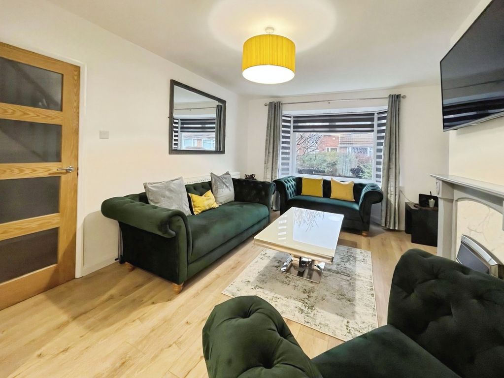 Property photo 1 of 19 4862071