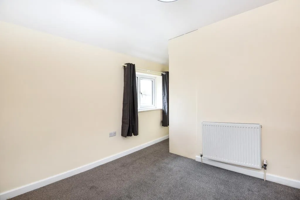 Apartment in Oxford, Temple Cowley, Cowley - More