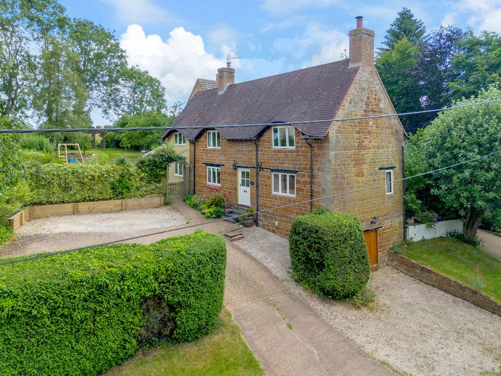 Property photo 1 of 29