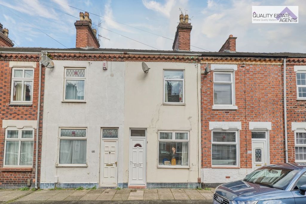 Property photo 1 of 8