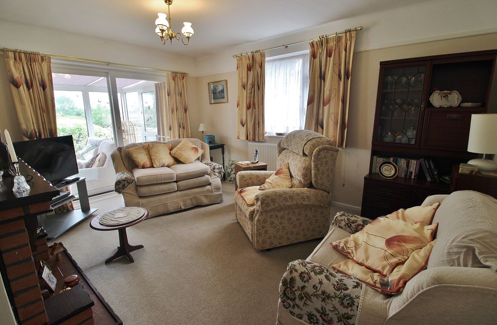 Property photo 2 of 16