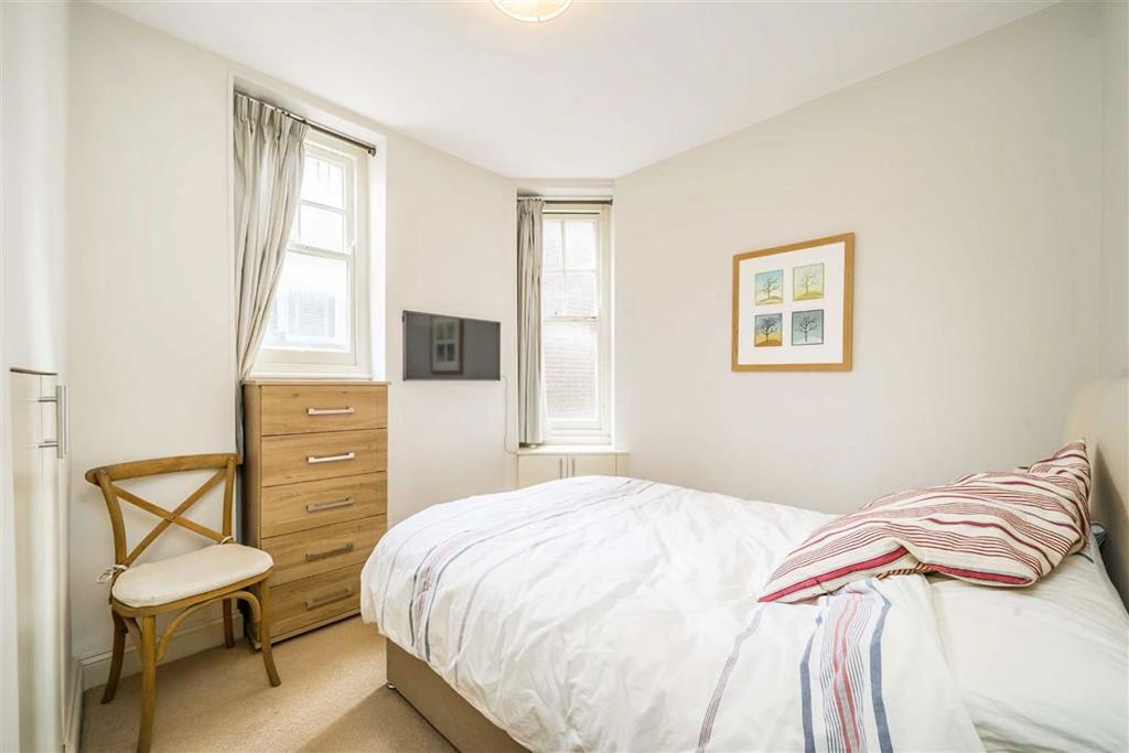 Property photo 3 of 5