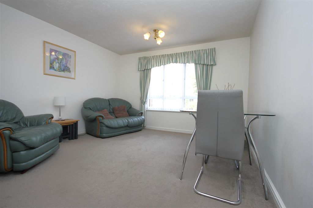 Property photo 3 of 6 Img_2078.Jpg