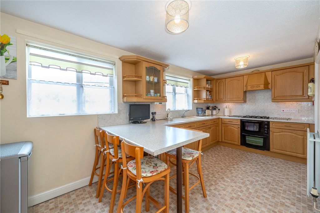 Property photo 3 of 19 Picture No. 08