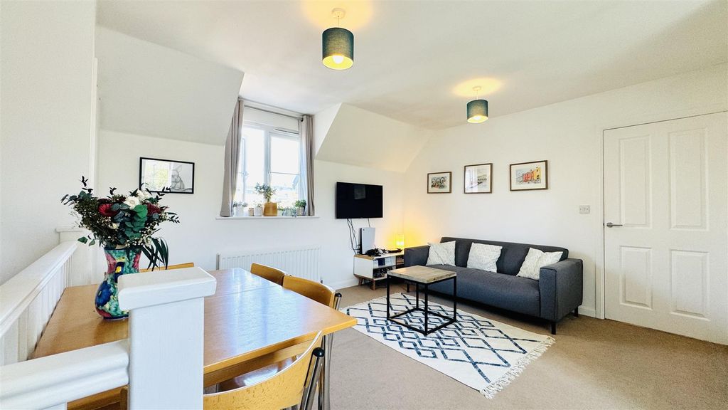 Property photo 2 of 21 Reception Room