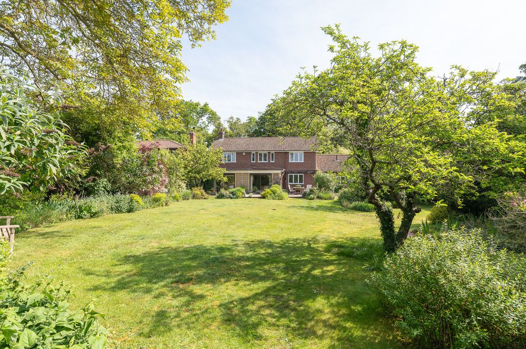 Property photo 2 of 42