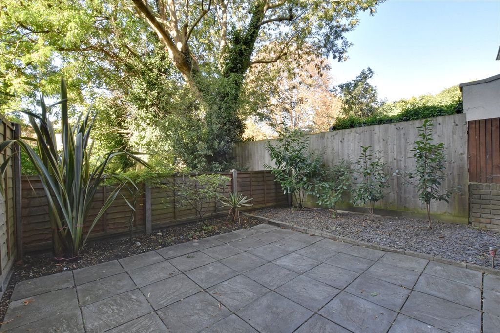 Property photo 3 of 15 Picture No. 16