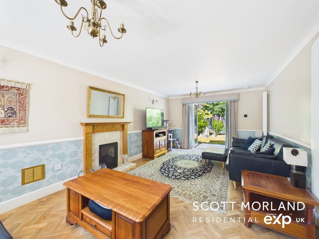 Property photo 2 of 23