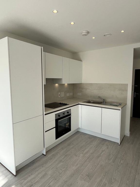 Property photo 3 of 19