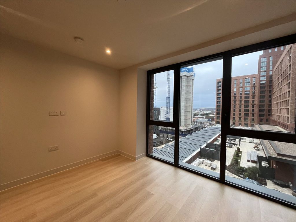 Property photo 3 of 30 Picture No. 03