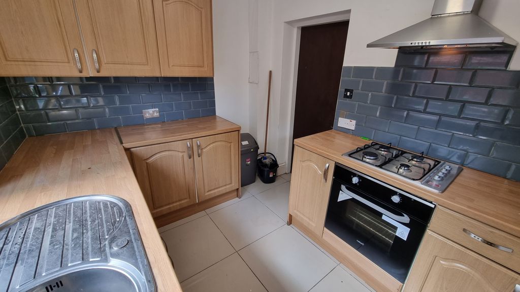 Property photo 3 of 9 Gallery