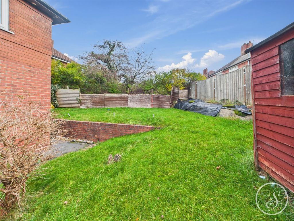 Property photo 2 of 14 External