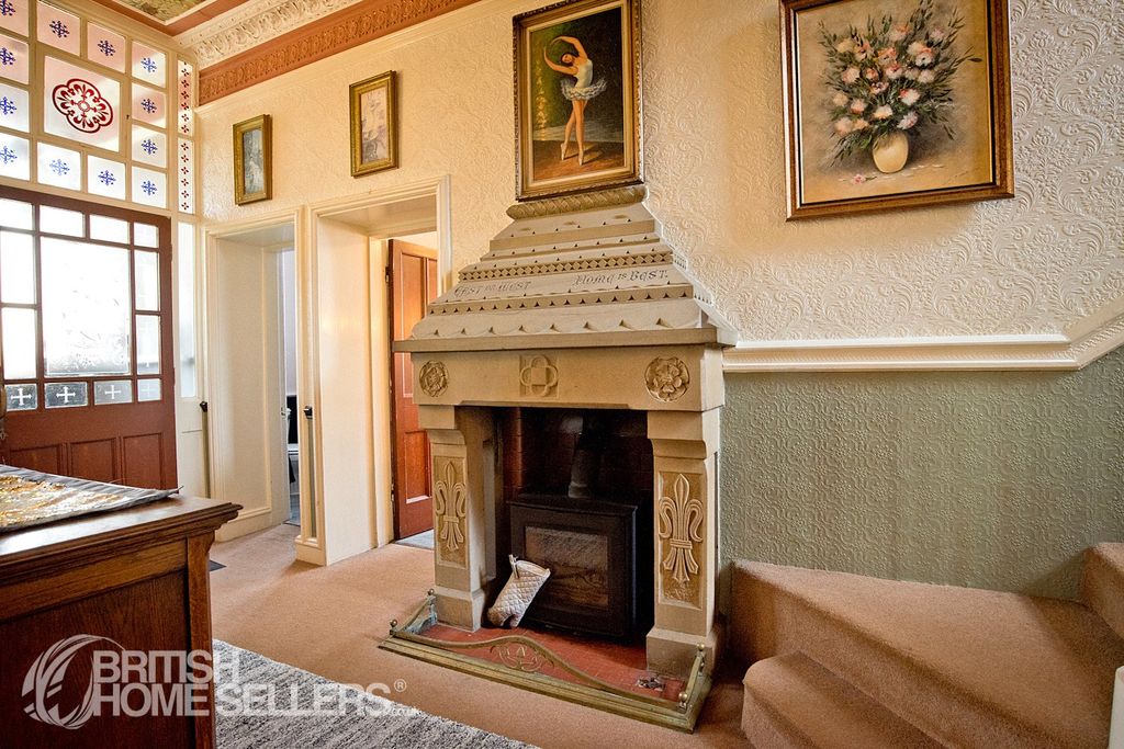 Property photo 3 of 30 Picture No. 13
