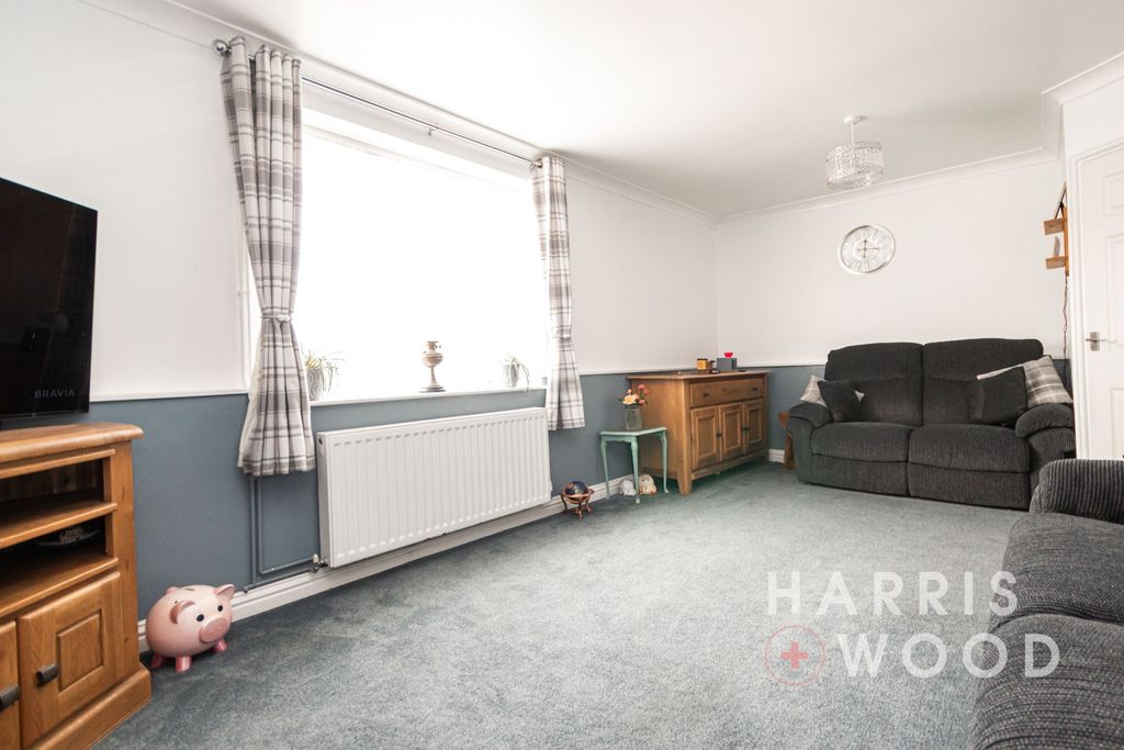 Property photo 3 of 23 4229102