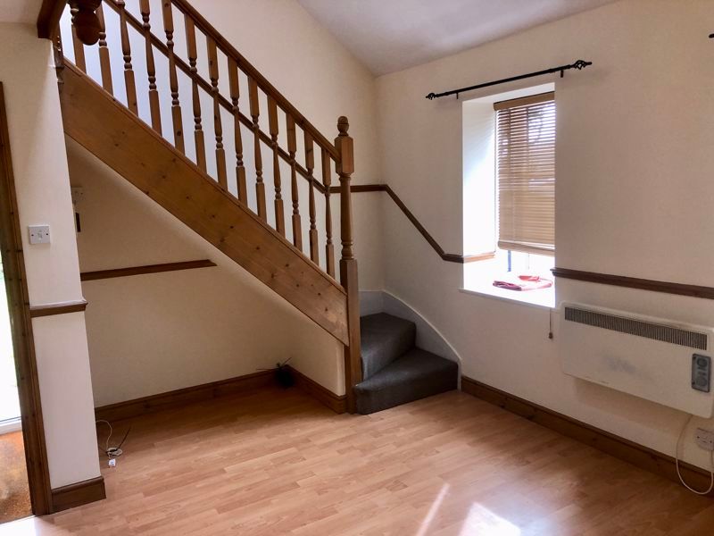 Property photo 3 of 7 Photo 3