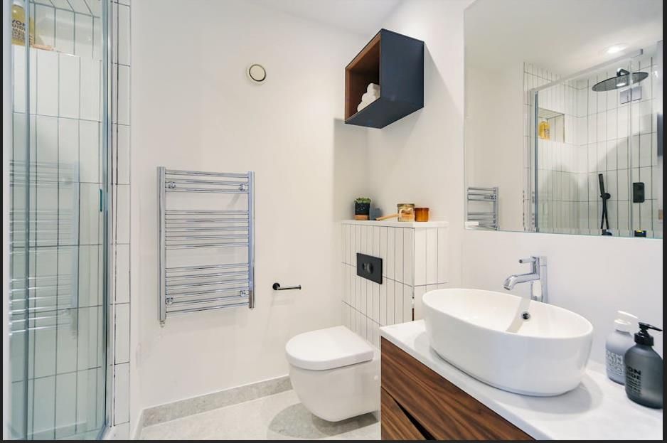 Property photo 2 of 3