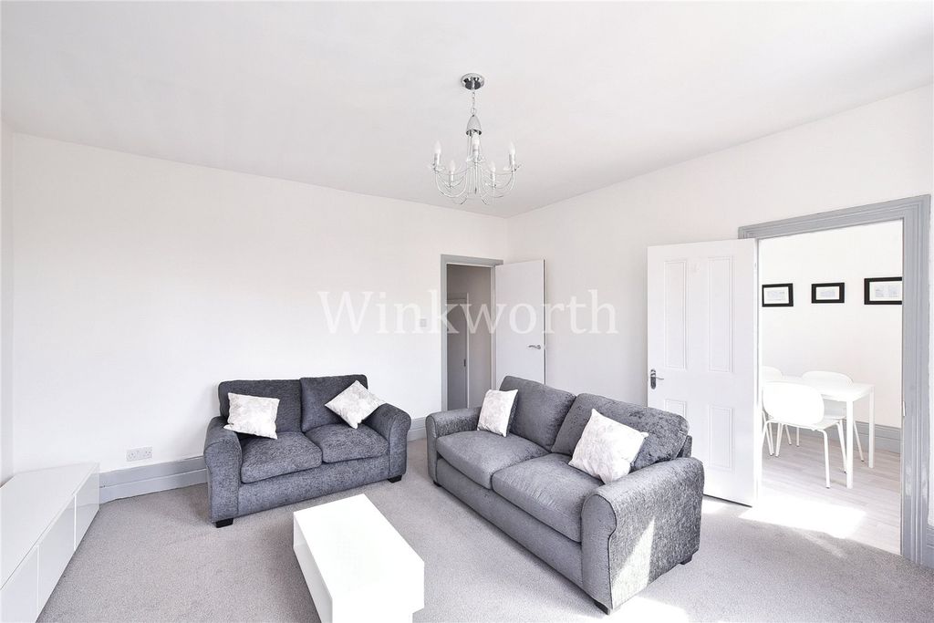 Property photo 3 of 14 Picture No. 12
