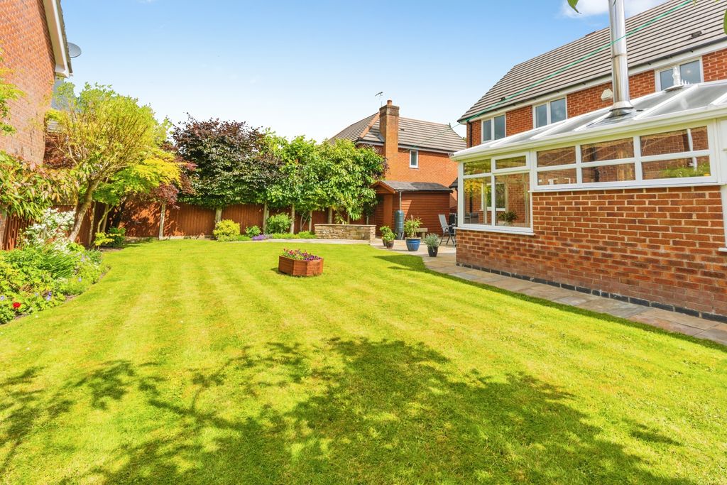 Property photo 2 of 15