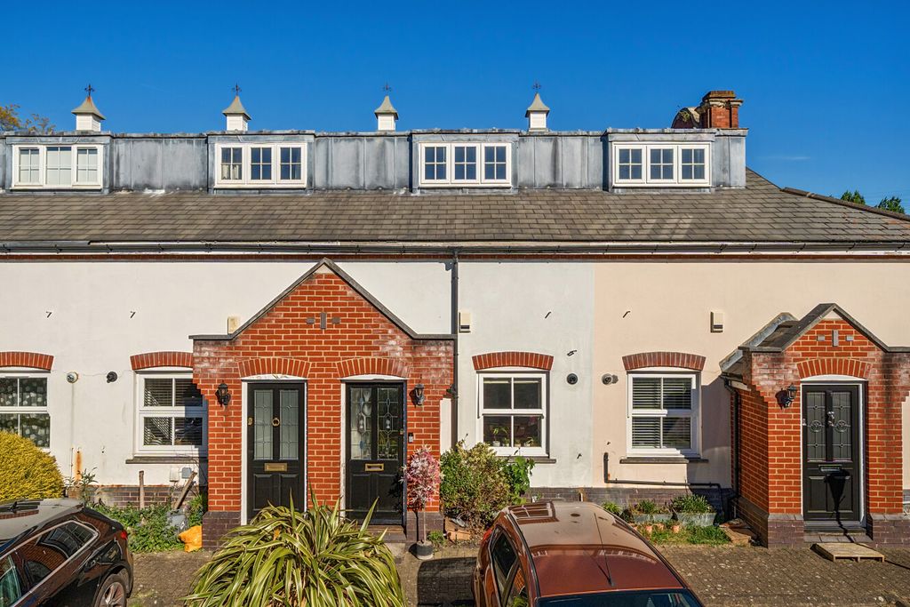 Property photo 3 of 16 1451027-15-69Eb8F...