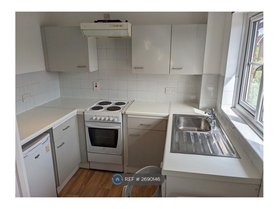 Property photo 3 of 6