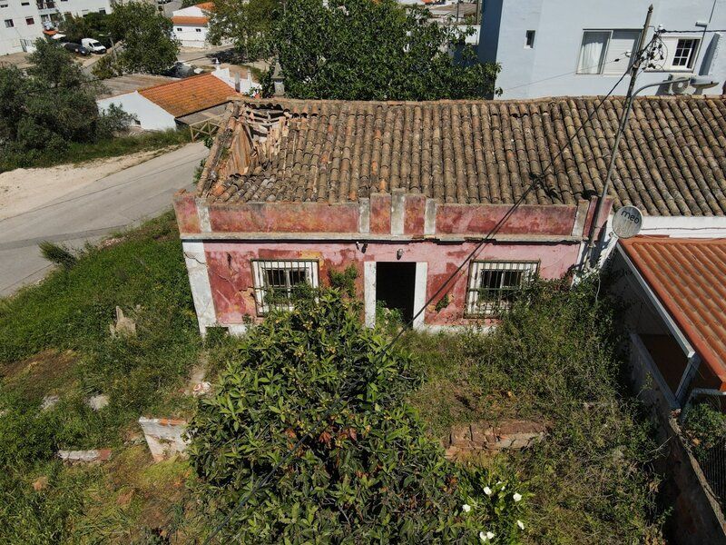 Property photo 1 of 8 Img 0