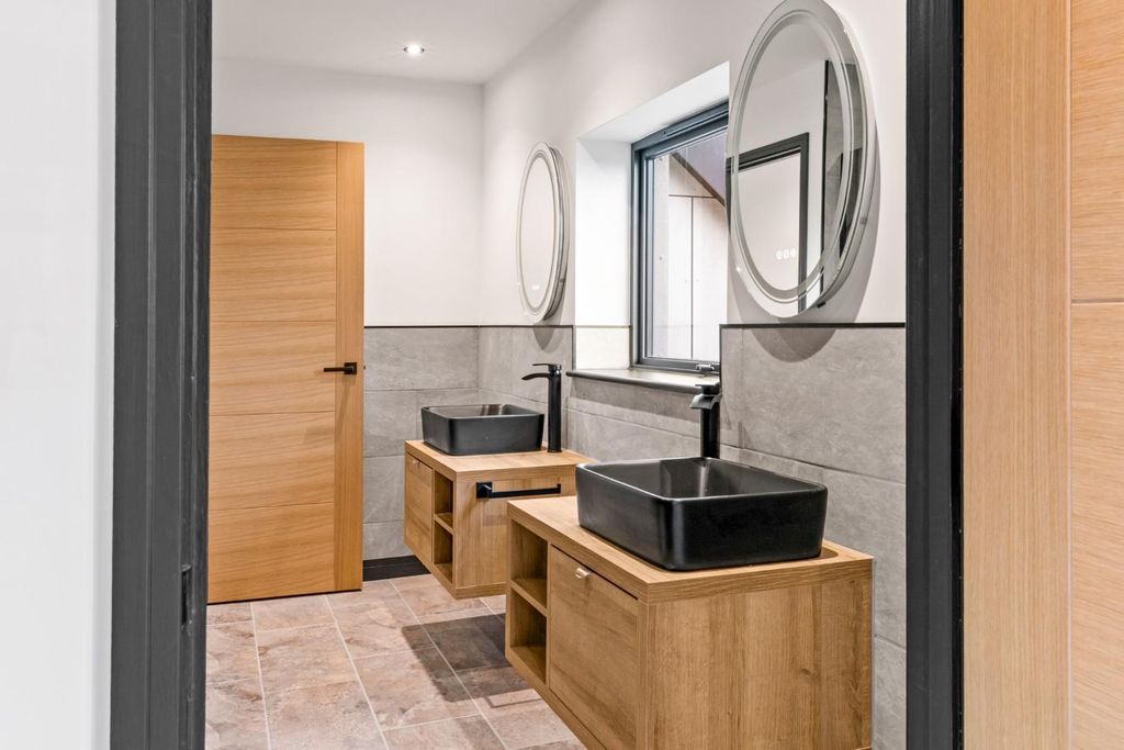 Additional image 17 of 5 bed detached house for saleNeat Lane, Pilton, Shepton Mallet BA4