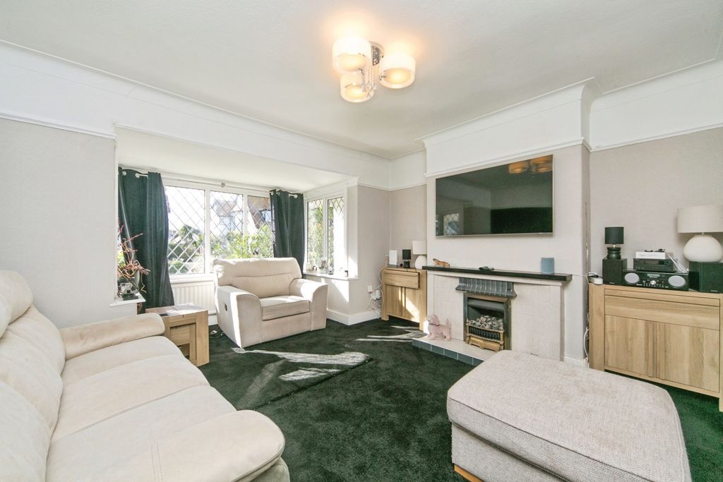 Property photo 2 of 19 Pbox-Img.Jpg