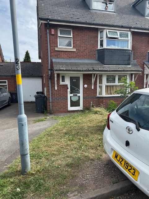Property photo 2 of 34