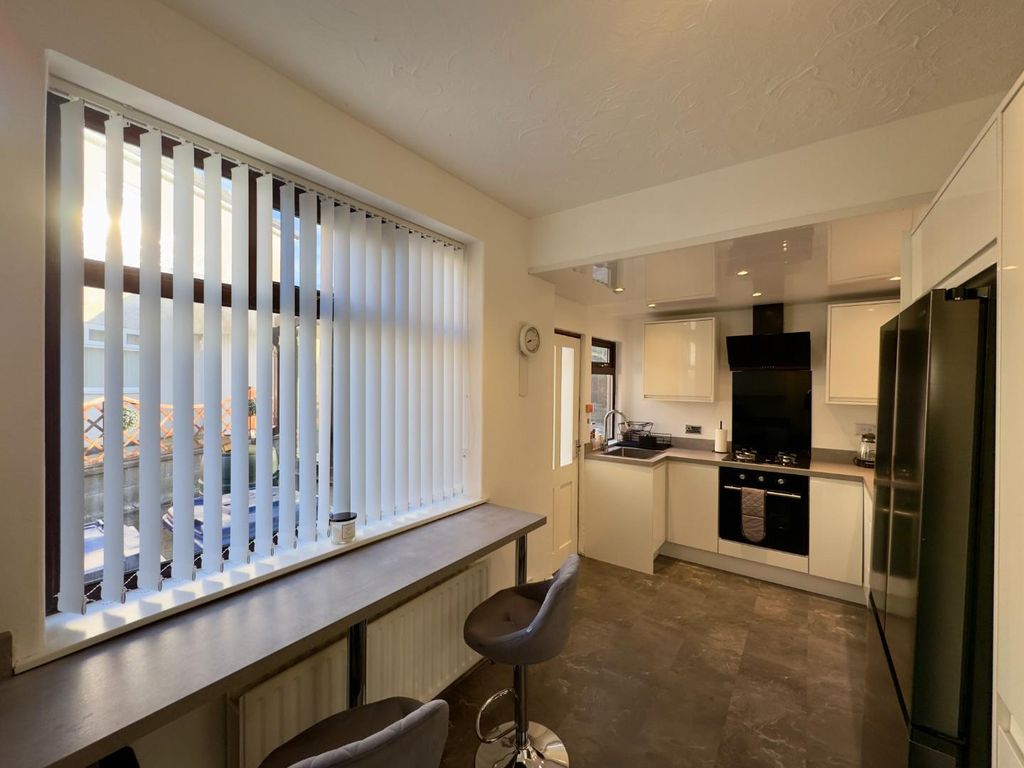 Property photo 3 of 21 Image00016.Jpeg