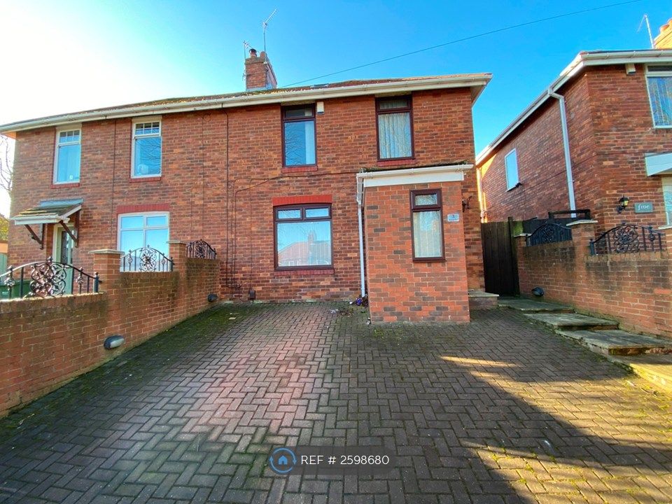Property photo 1 of 27