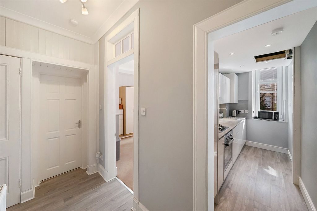 Property photo 2 of 9 Picture No. 05