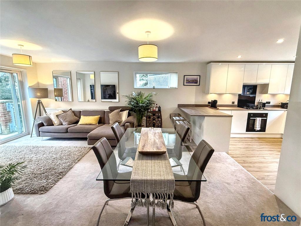 Property photo 2 of 18 Open Plan Living