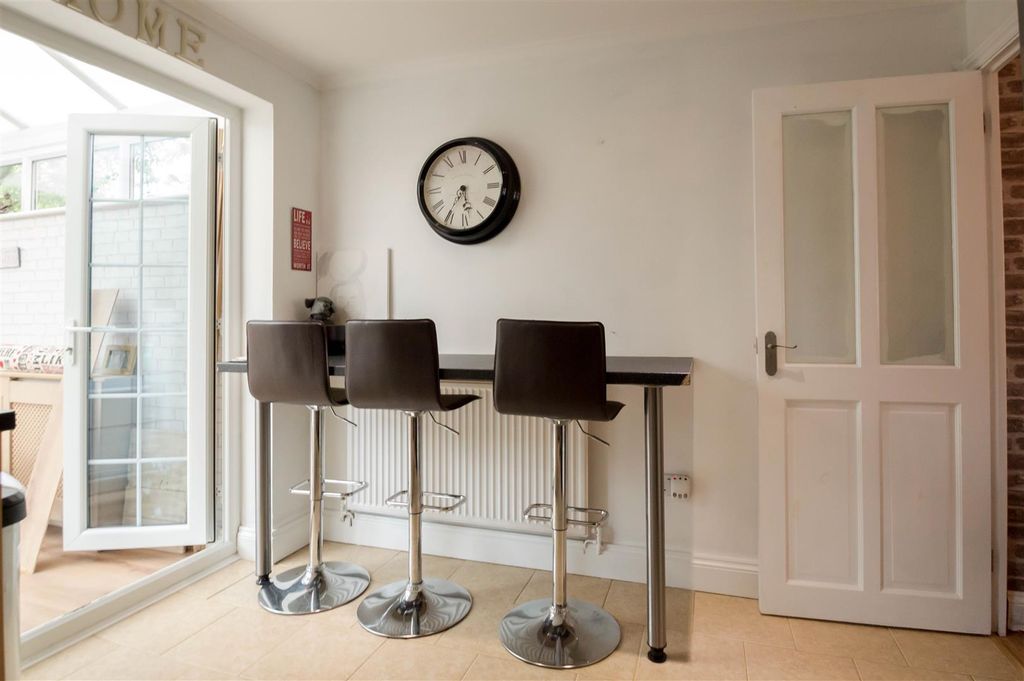 Property photo 3 of 8 014.Jpg