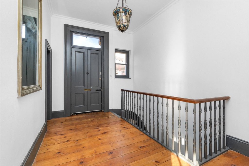 Additional image 12 of 6 bed end terrace house for salePark Crescent, Brighton, East Sussex BN2