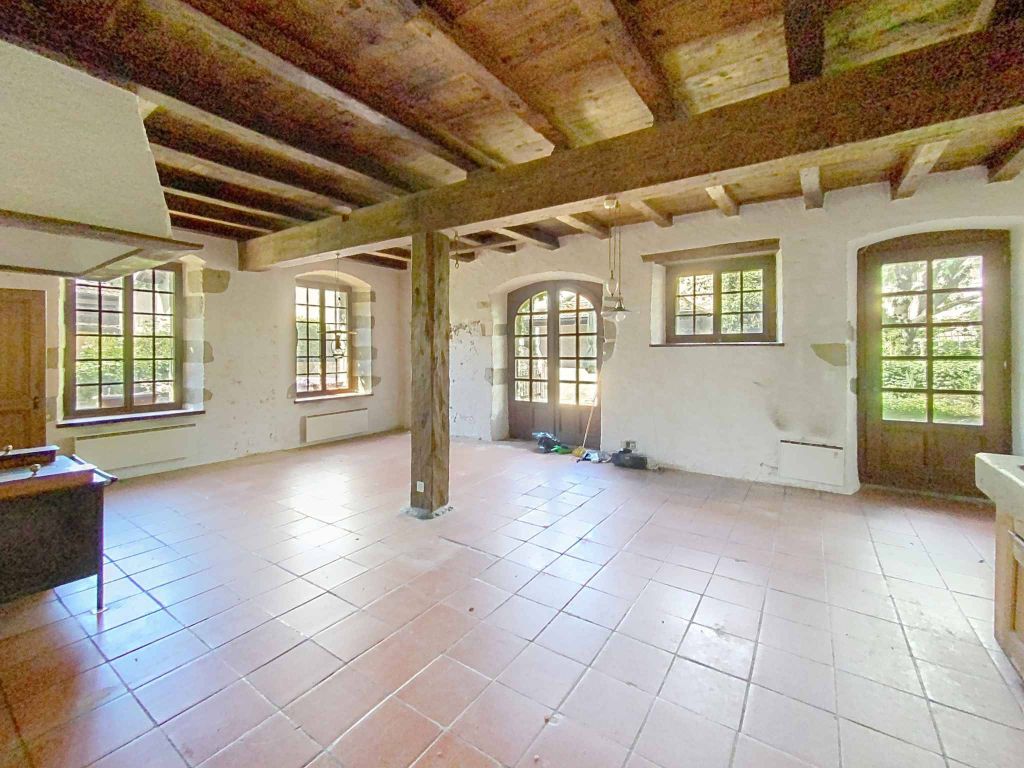 Property photo 3 of 13