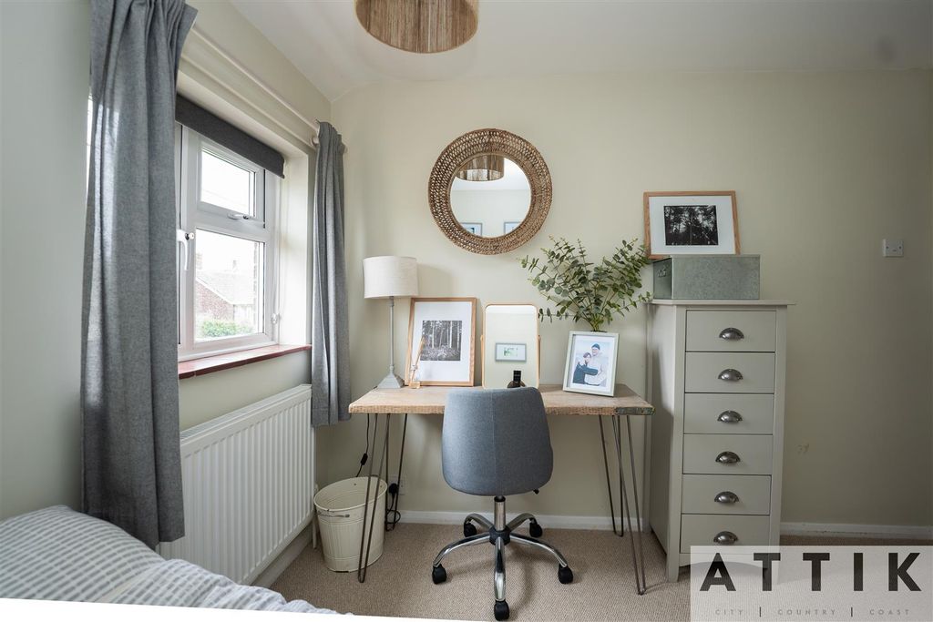 Additional image 38 of 4 bed semi-detached house for saleBedingfield Crescent, Halesworth IP19
