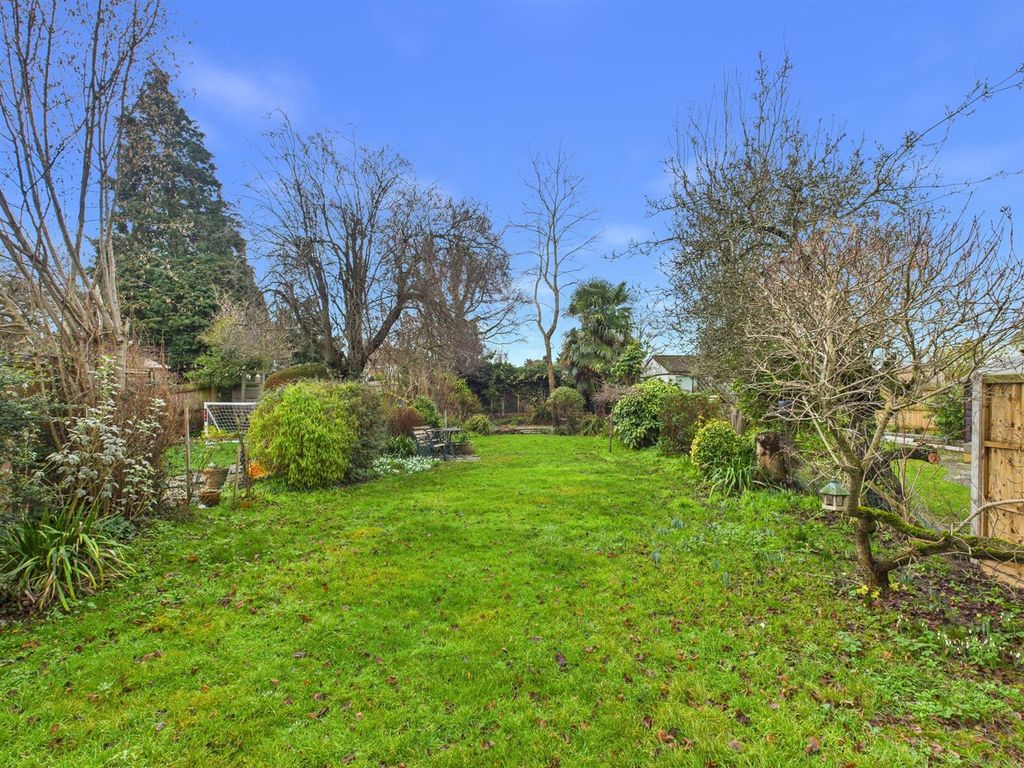 Property photo 3 of 16