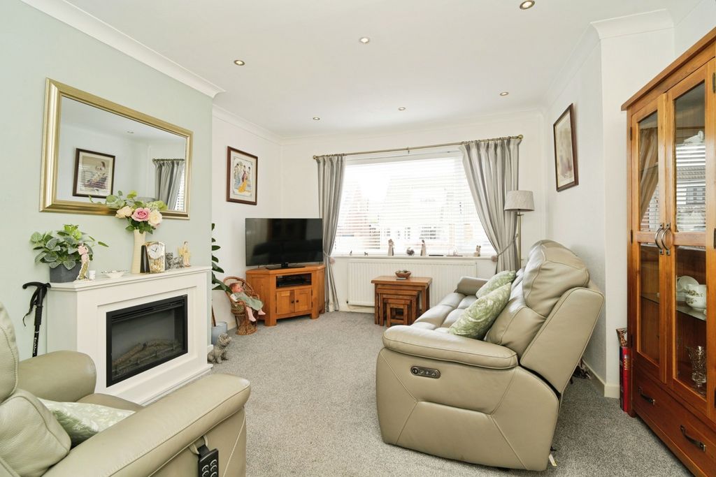 Property photo 2 of 14 Pbox-Img.Jpg