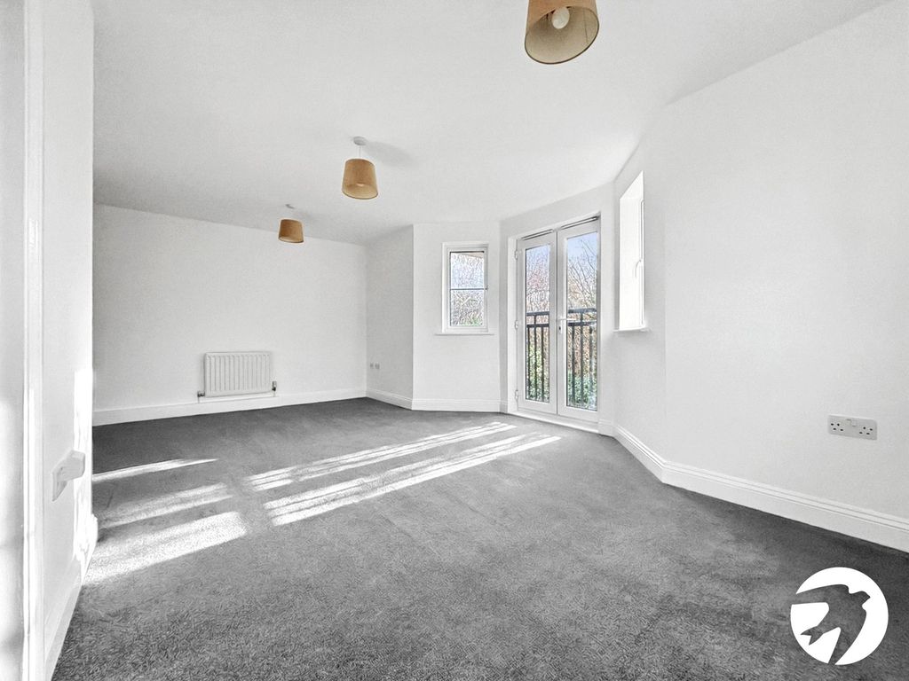 Property photo 2 of 8 Picture No. 31