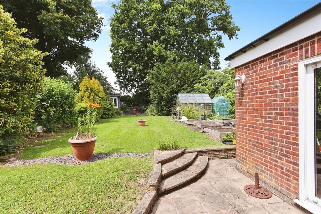 Property photo 3 of 19 Picture No. 23