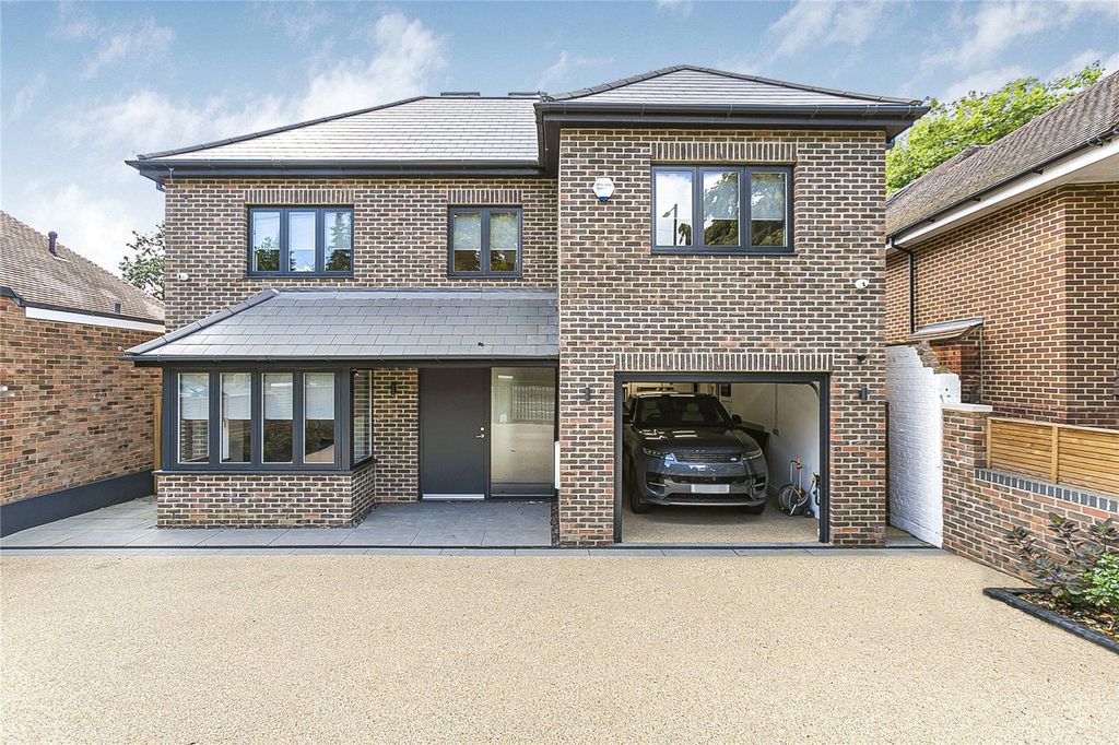Property photo 2 of 43 Picture No. 85