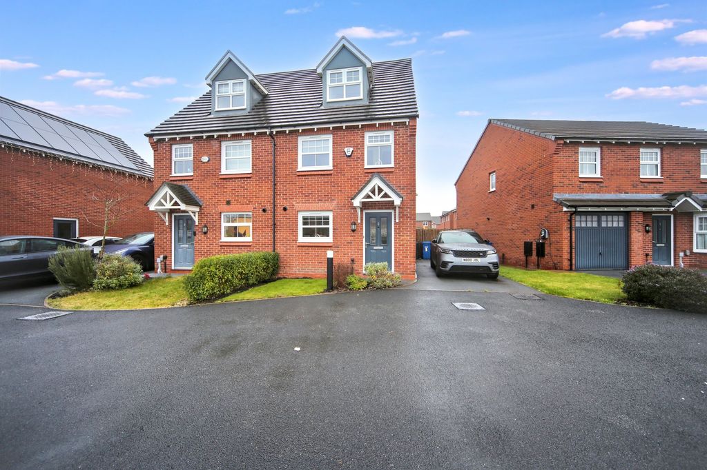 Property photo 1 of 25