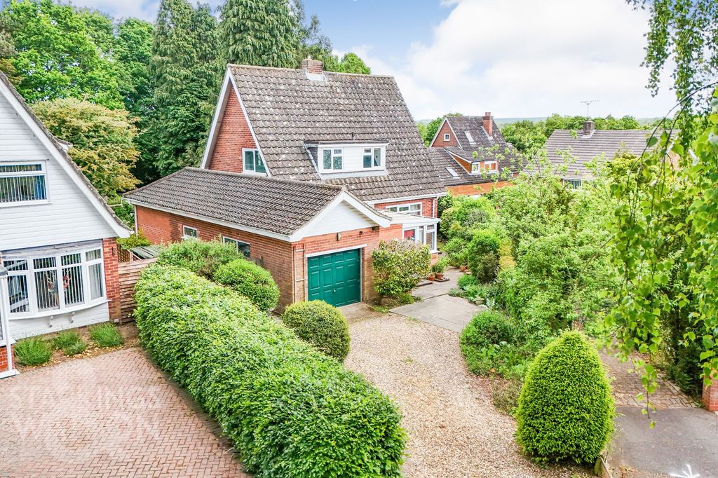 Property photo 2 of 24