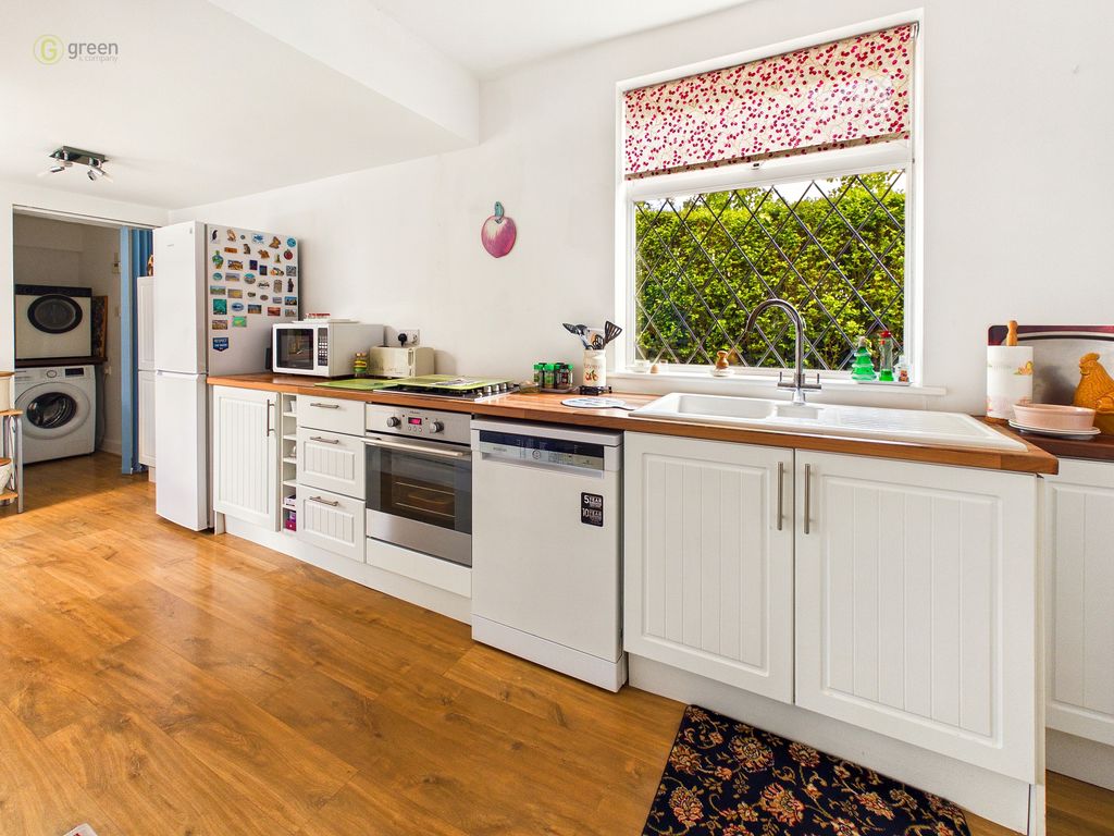 Property photo 2 of 28 626d8421733A4Ac686E862c2Ddcd53F1100Cam04425G0Pr0425Still016