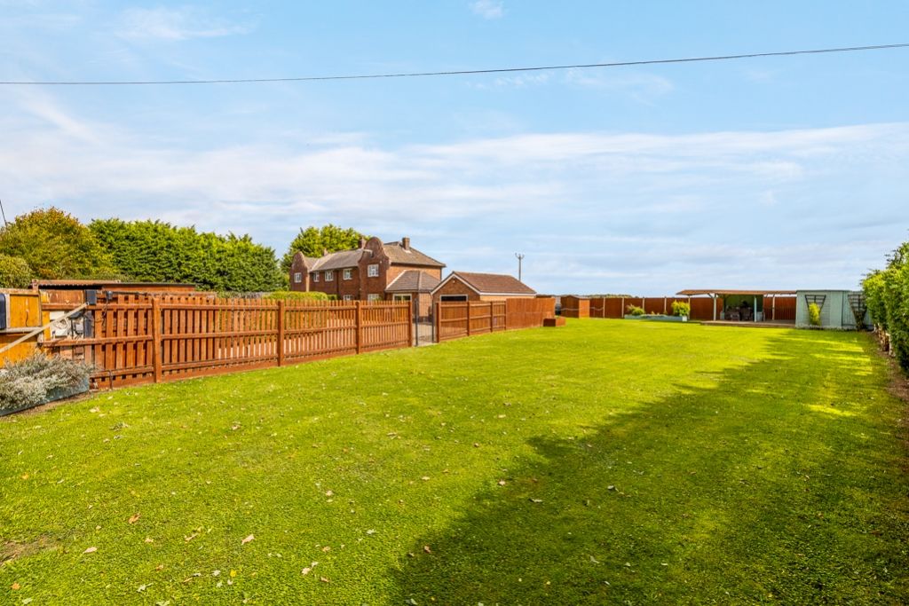 Property photo 1 of 6 Mirfield (Swineshead)-23