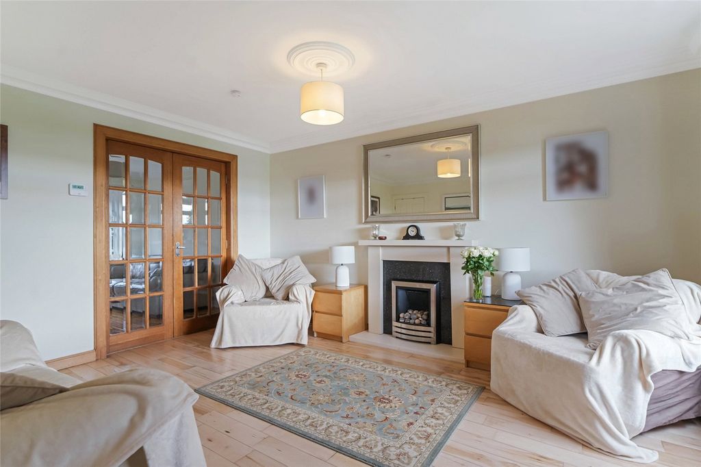 Property photo 3 of 22 Picture No. 03