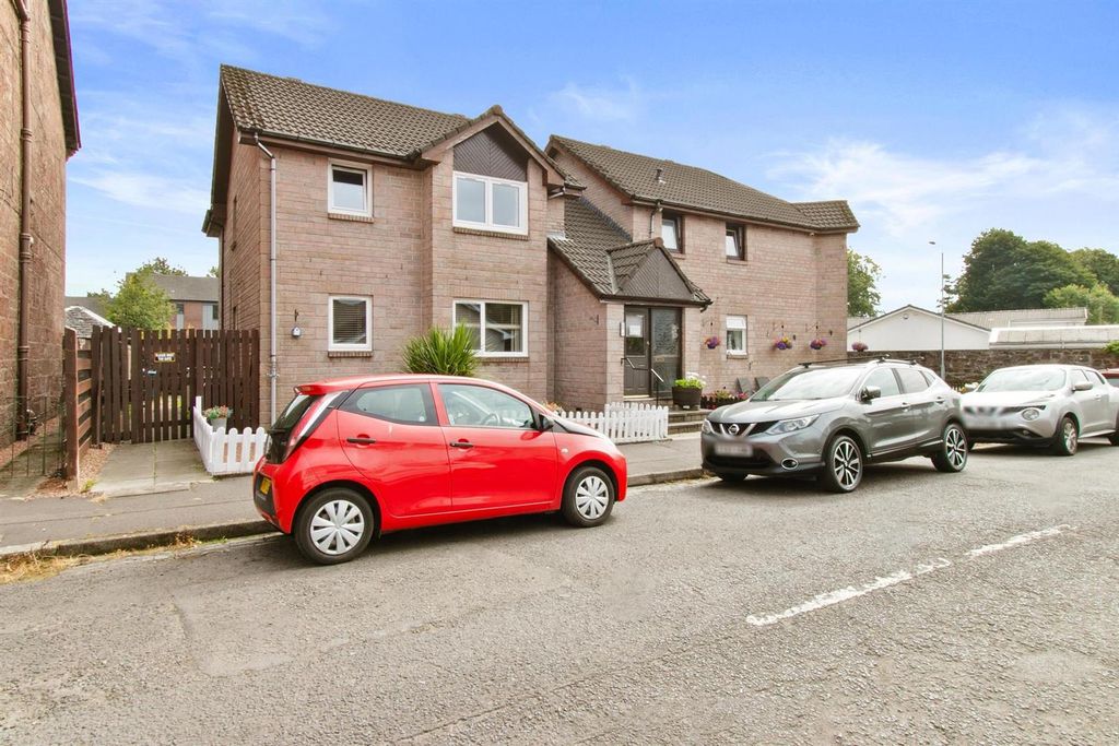 Property photo 1 of 23